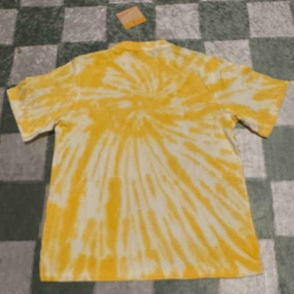 NWT Yellow Tie-Dye T-Shirt with 'GOLDEN' Embroidery Size S - Picture 2 of 7